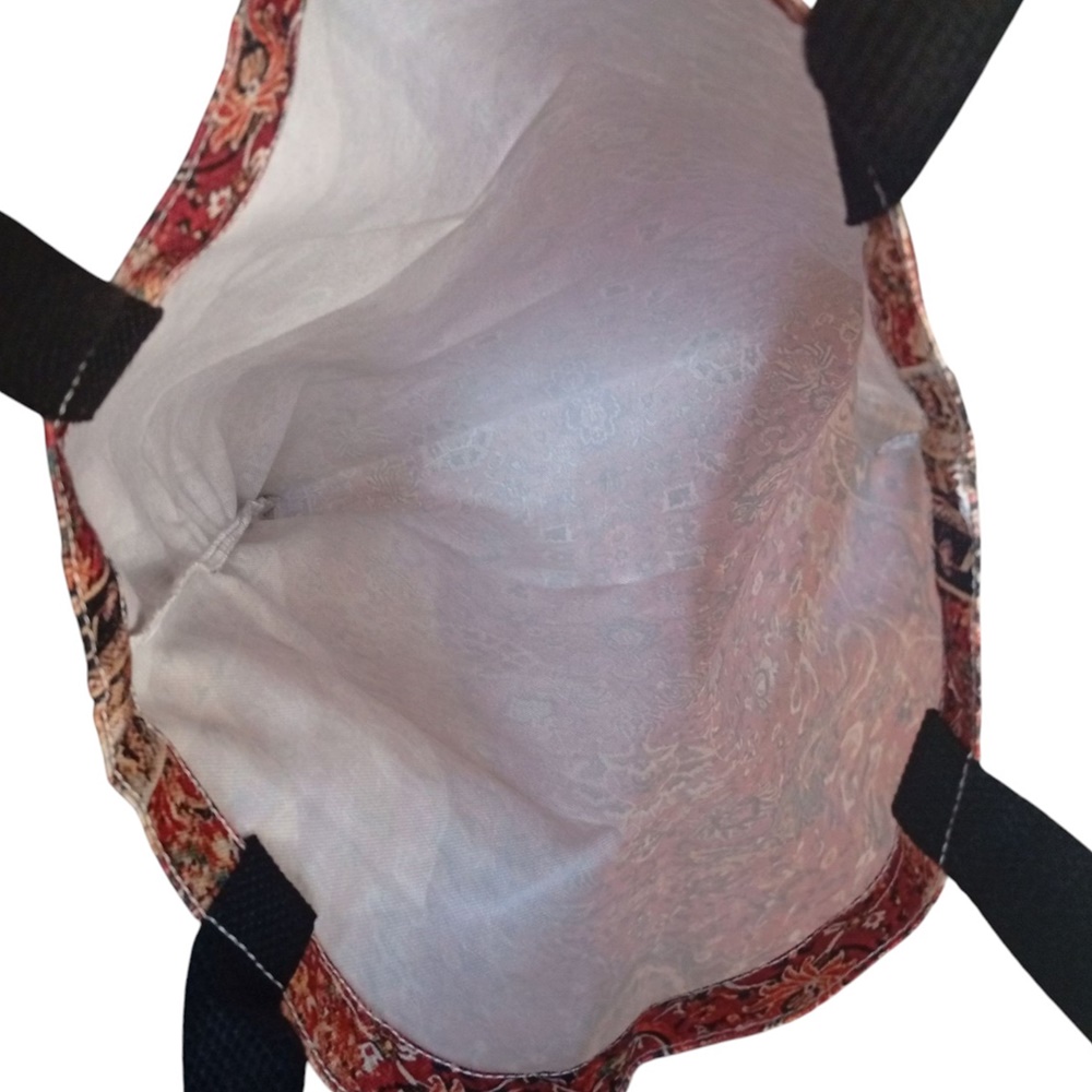 tsanta_gynaikeia_tote_polyxrwmh_mesa