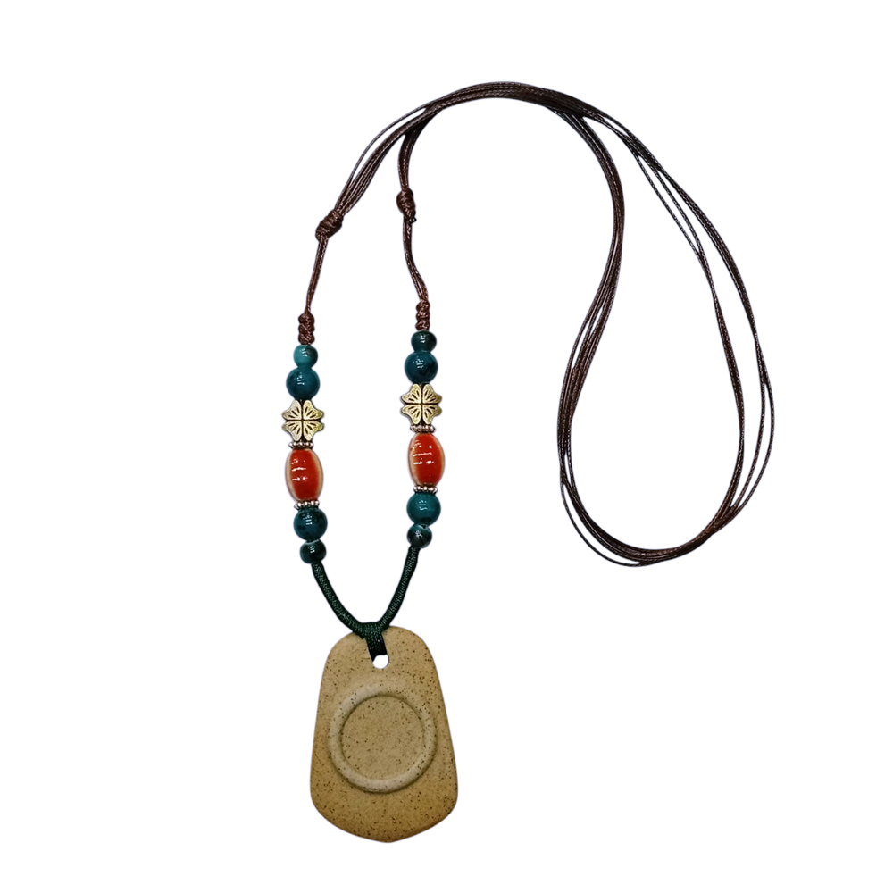 kolie_gynaikeio_keramikes_xantres_mple_piso